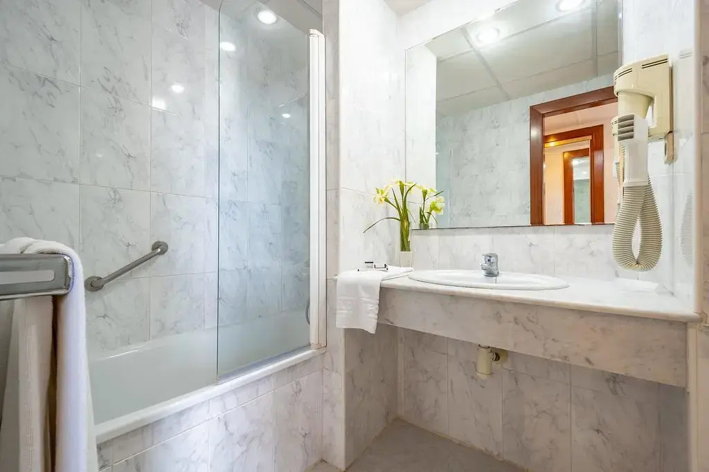 Photo - Hotel Cala Font