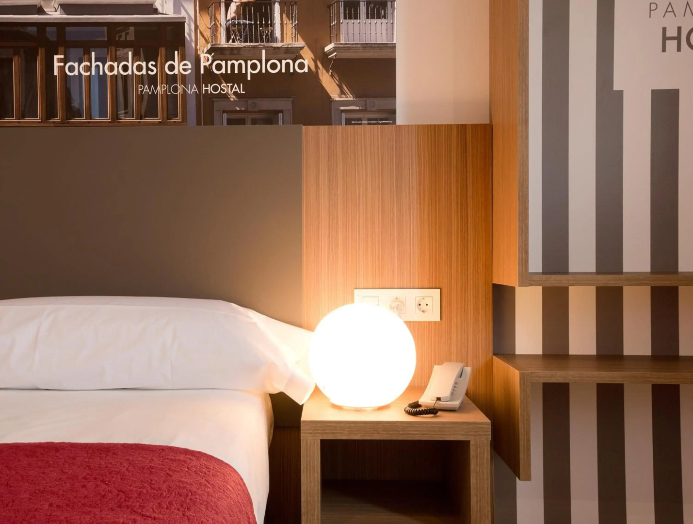 Photo - IRAIPE Pamplona Hostal Auto Check-in