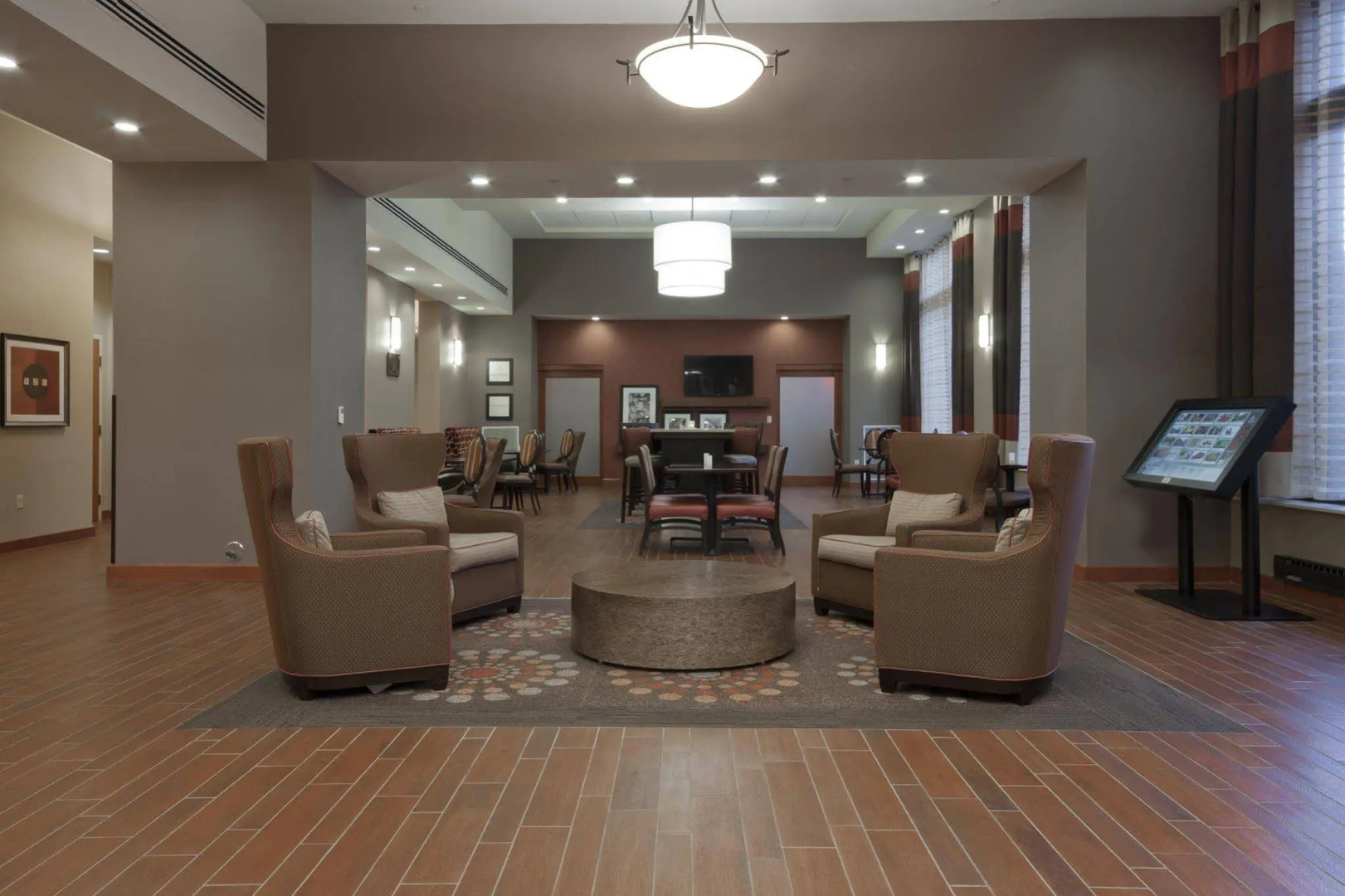 Photo - Hampton Inn & Suites Pittsburgh-Downtown