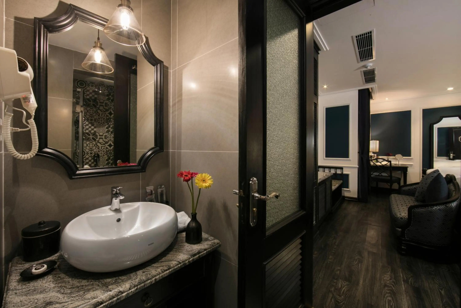 Photo - JM Marvel Hotel & Spa