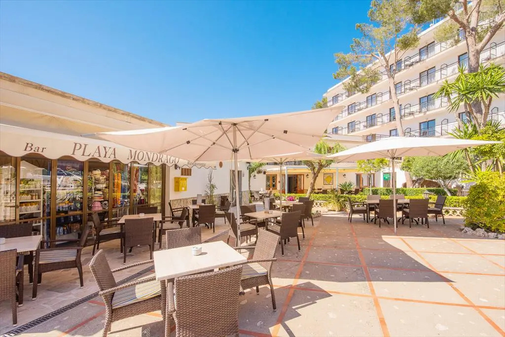 Photo - Hotel Playa Mondrago