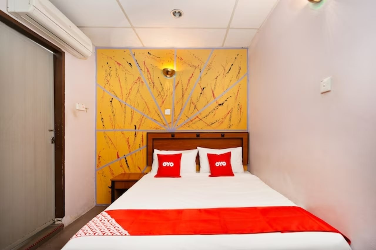 Hotel DJ Palace