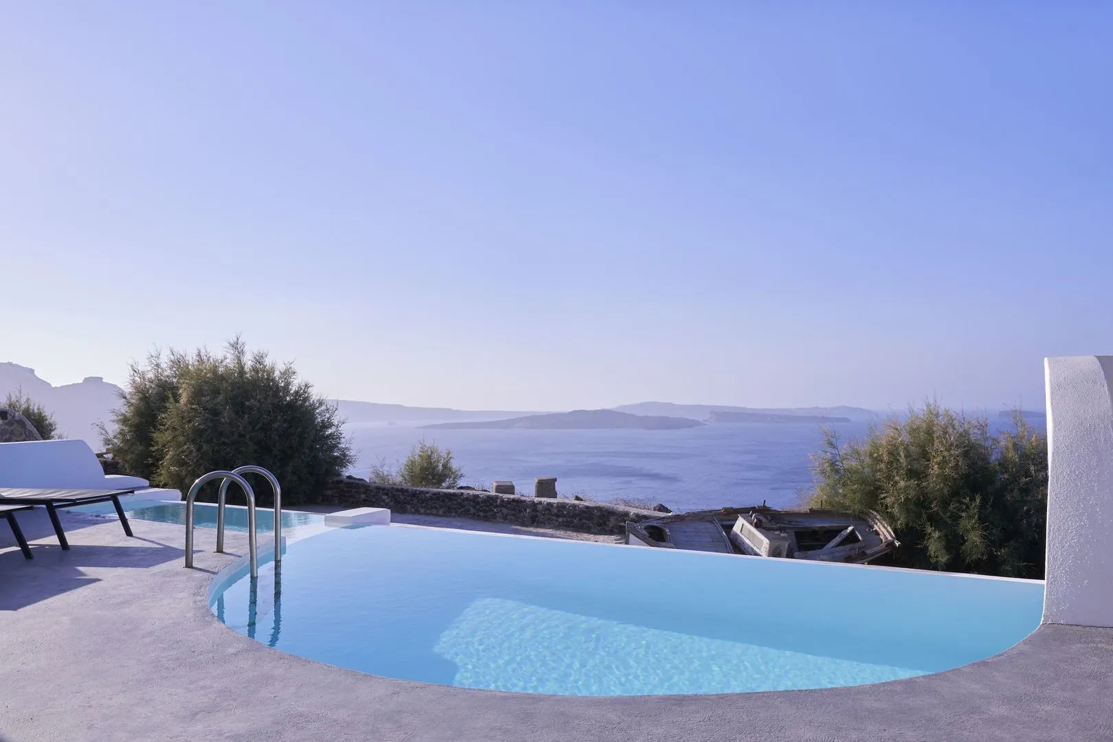 Photo - Mr and Mrs White Oia - Santorini