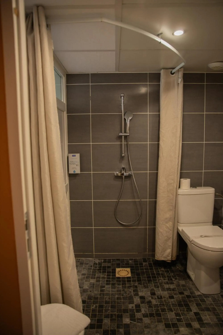 Foto - Brit Hotel Confort Nîmes Ouest - A9 sortie 25