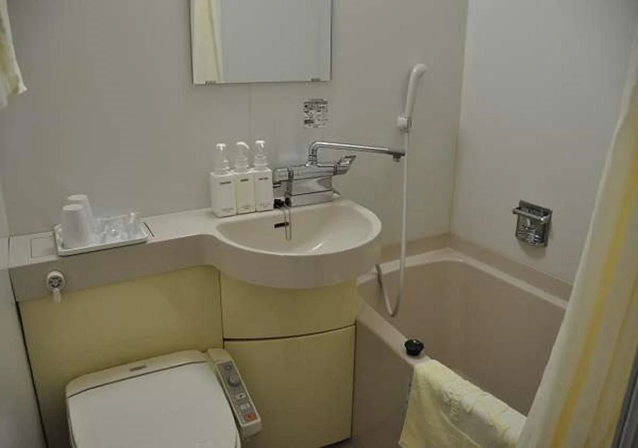 Photo - Kadoma Public Hotel