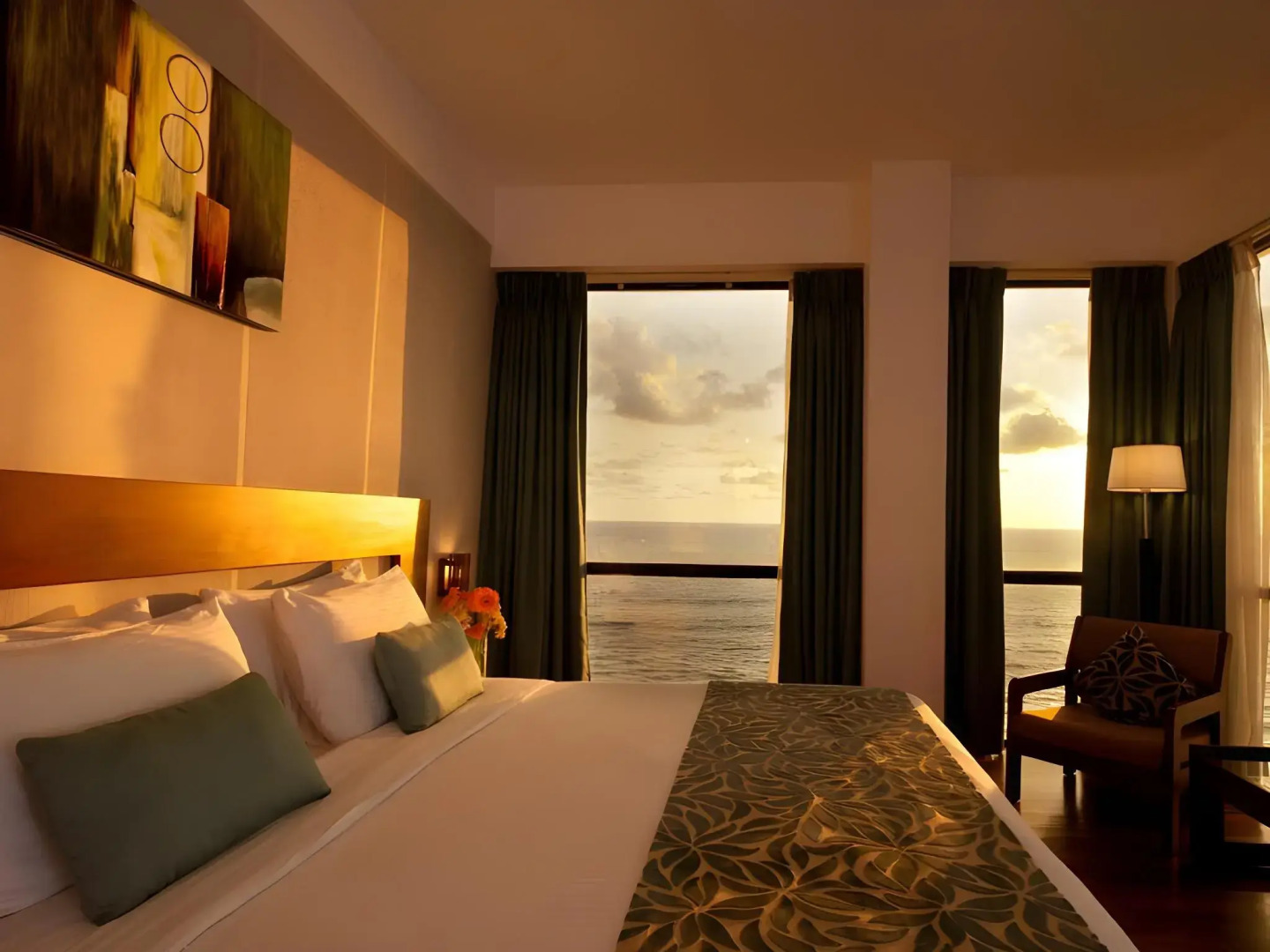 Photo - The Ocean Colombo - Guaranteed Sea View Rooms