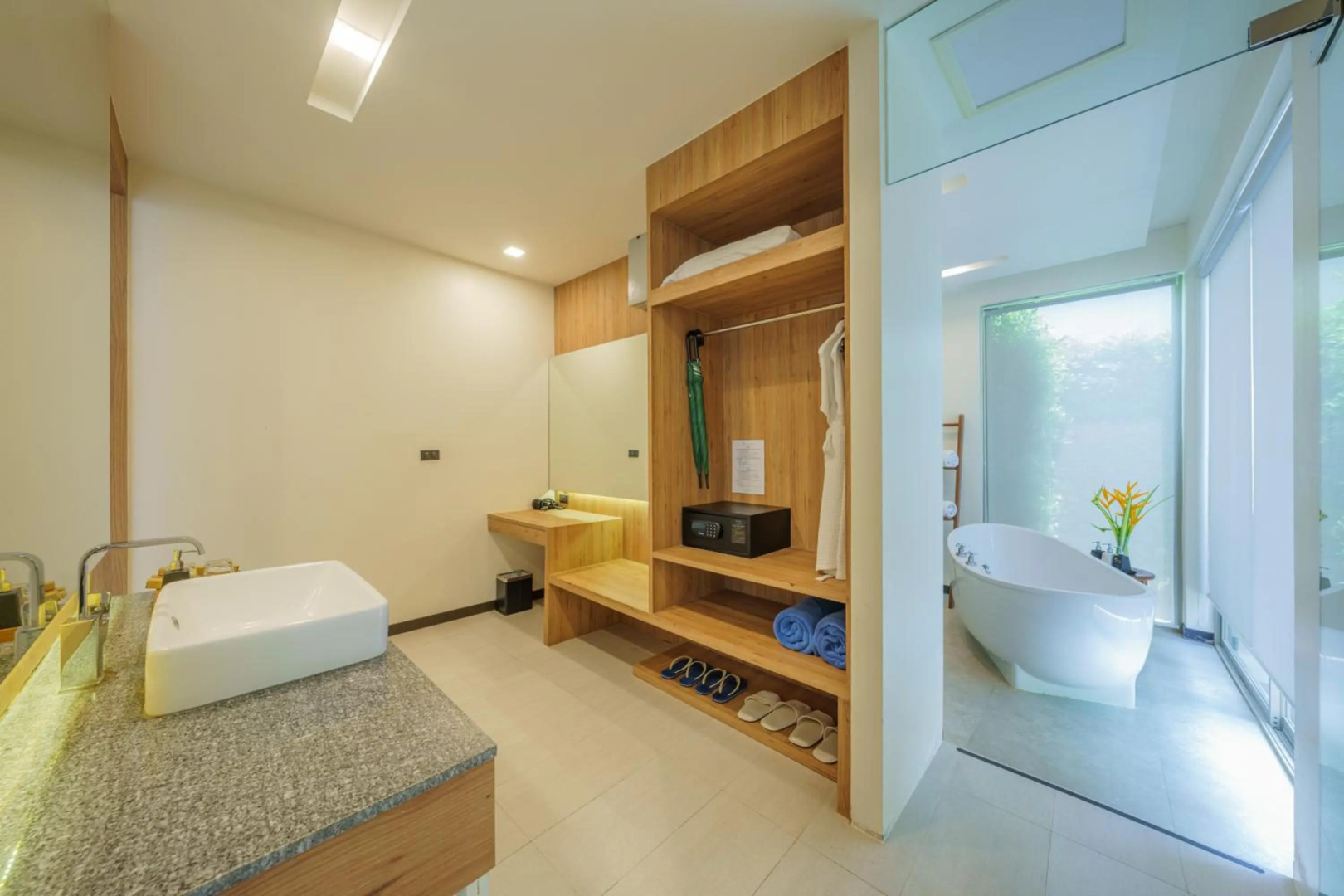 Photo - De Chaochom Hua Hin