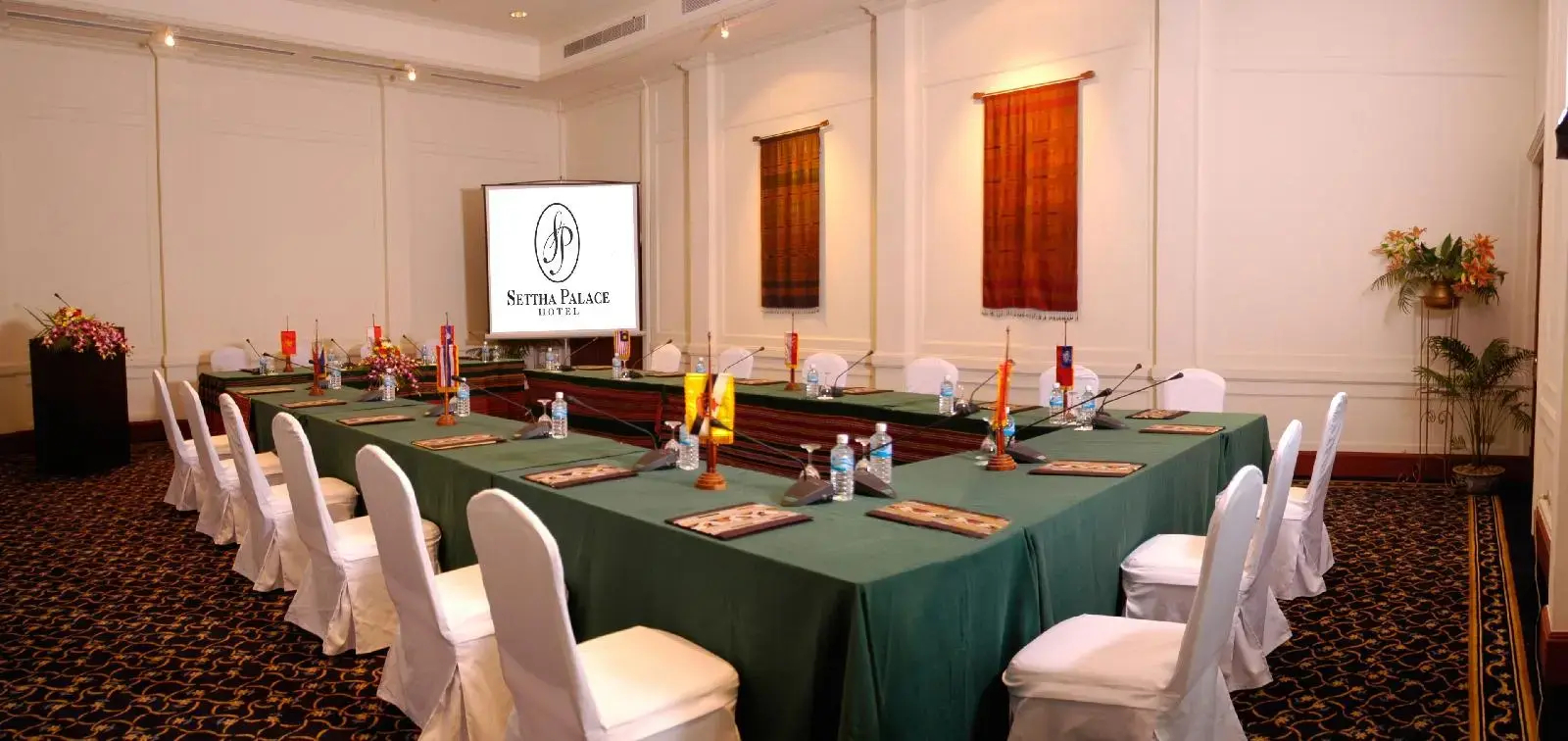 Photo - Settha Palace Hotel