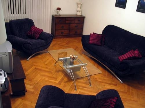 Stasys Apartments