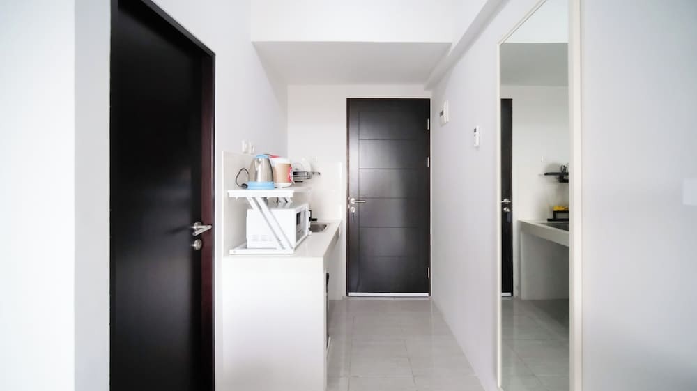 Well Furnished And Homey Studio (No Kitchen) Apartment At Suncity Residence
