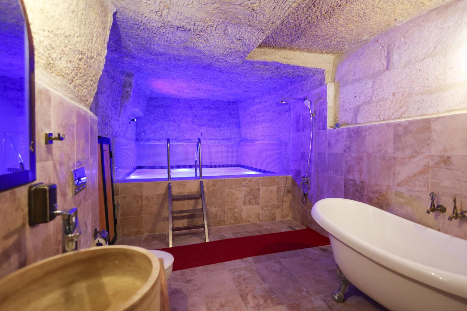 Photo - Travel Inn Cave Hotel
