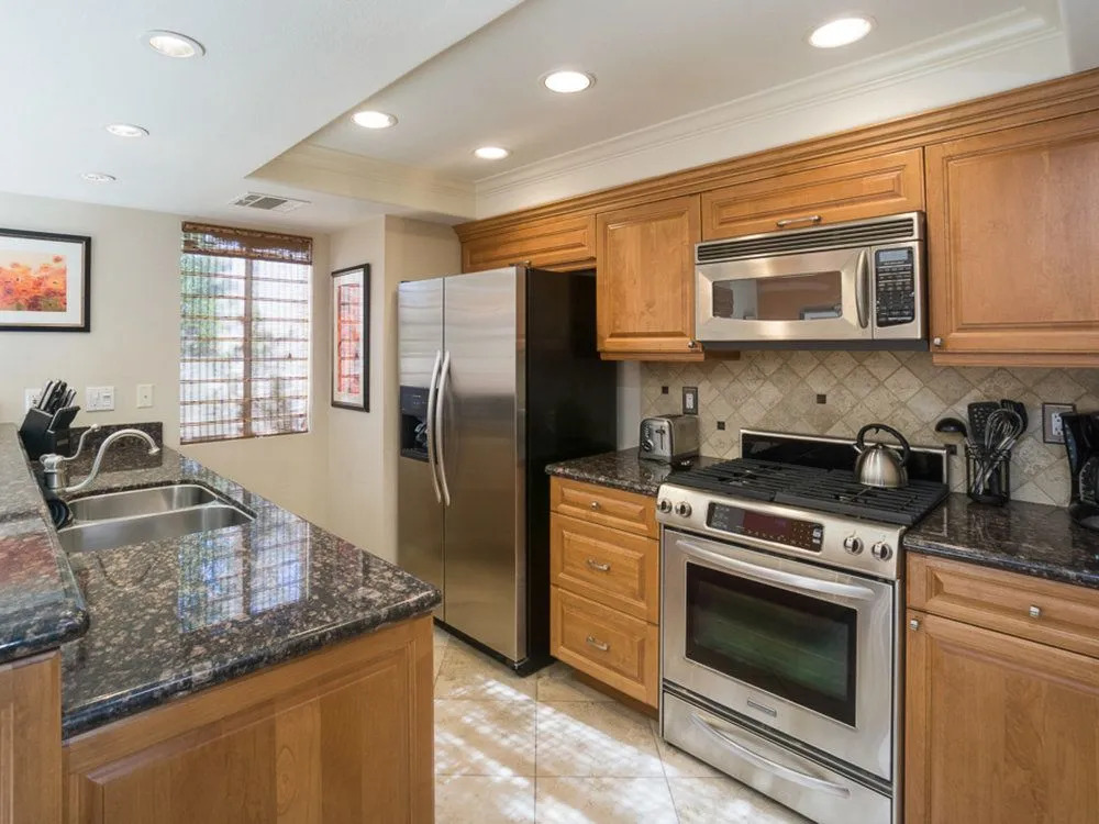 Photo - The Hideaway - 21 and Over