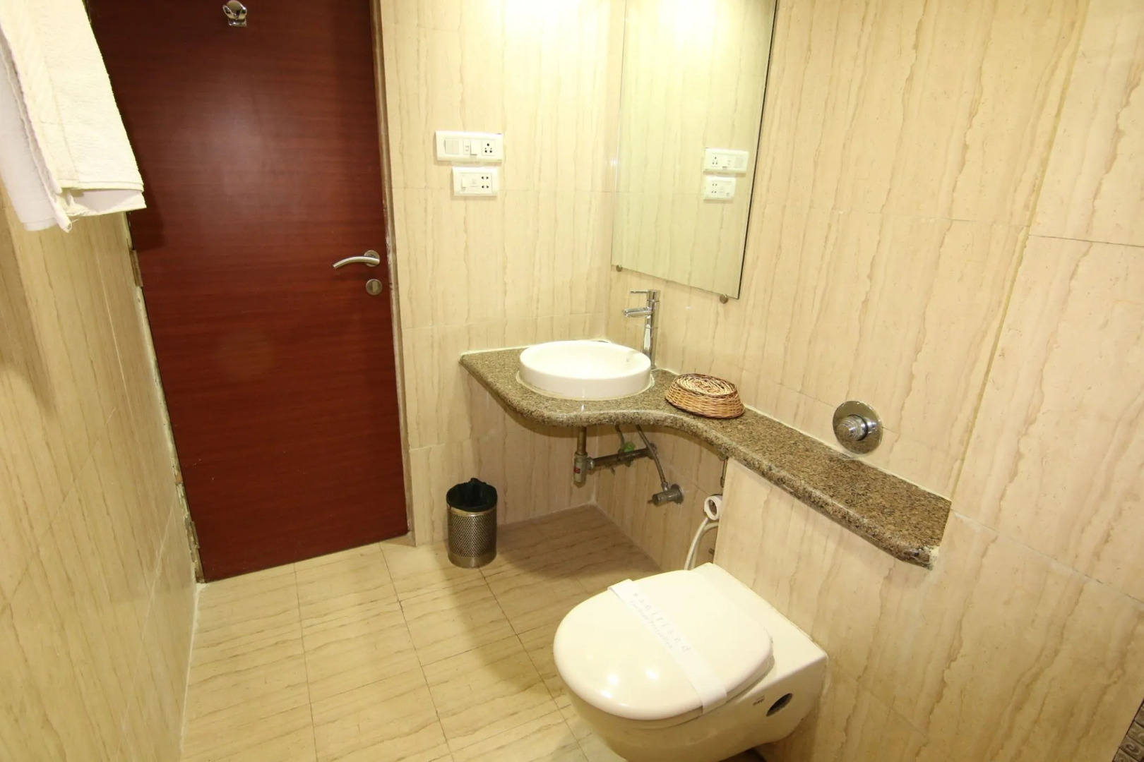 Photo - The Caliph Hotel, Mumbai Near Powai Lake