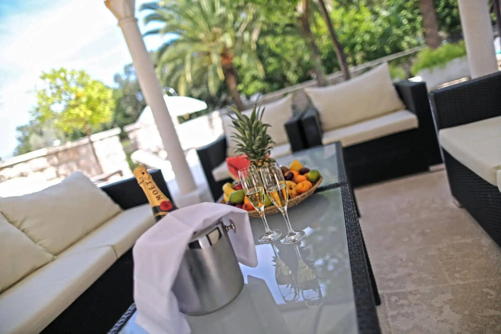 Foto - City Beach Villa with Pool and Sea View