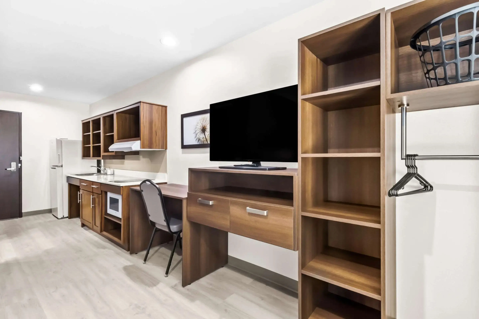 Photo - WoodSpring Suites South Houston Hobby