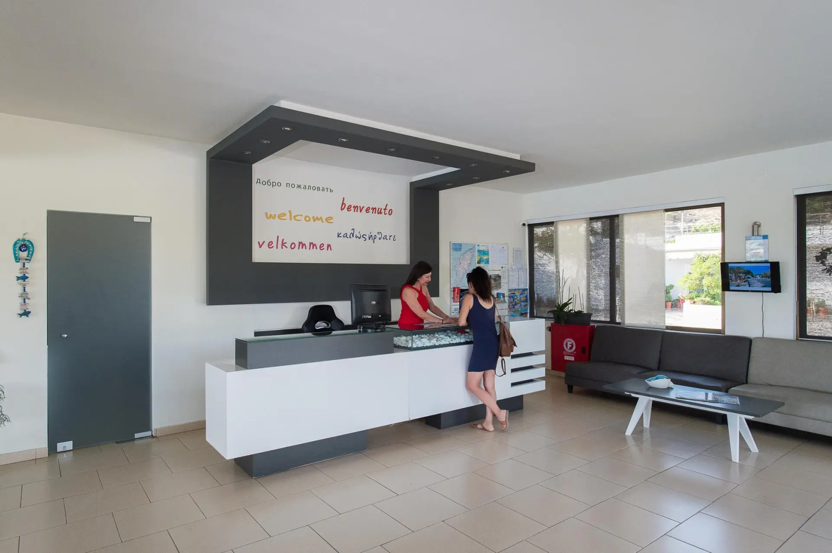 Photo - Zoes Hotel