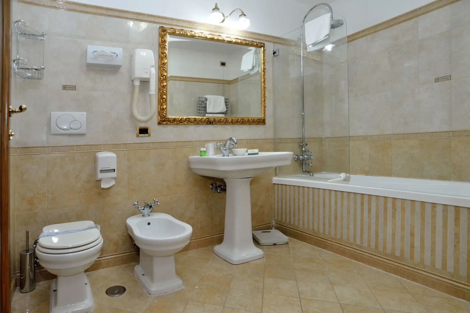 Photo - Antico Albergo del Sole al Pantheon