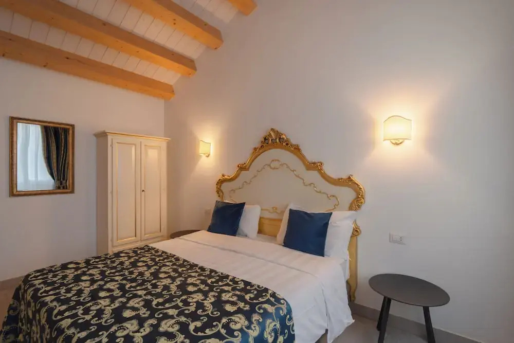 Photo - Venice Rooms