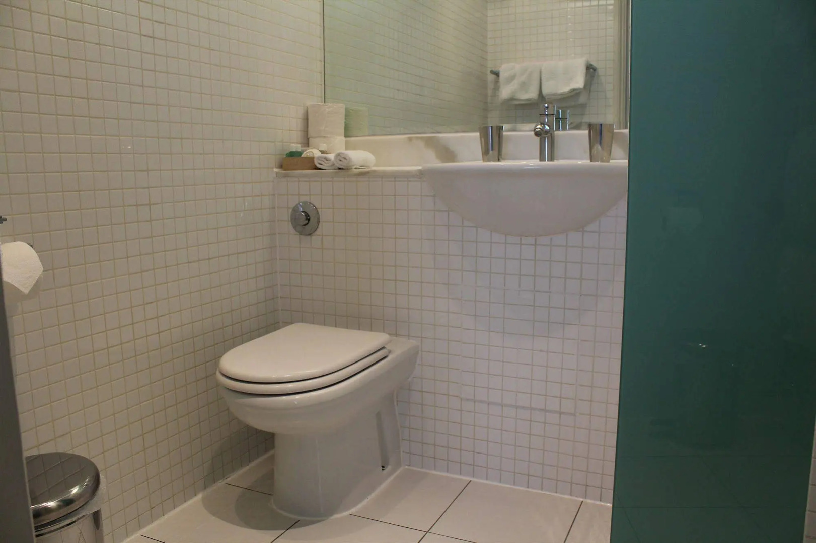 Photo - The Sumner Hotel