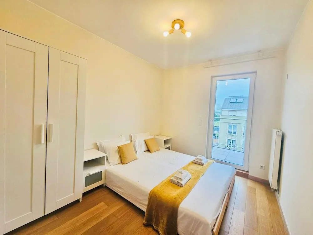 Two bedrooms with parking in Hesperange — фото 1