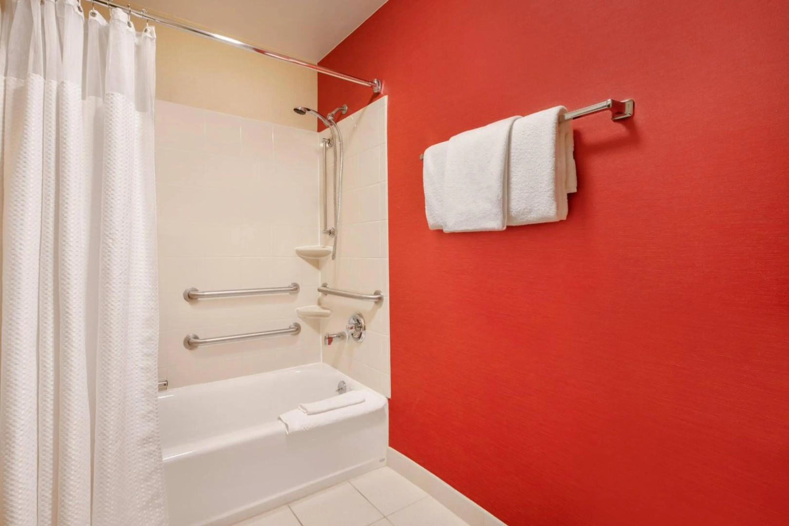 Photo - Courtyard by Marriott Chicago Midway Airport