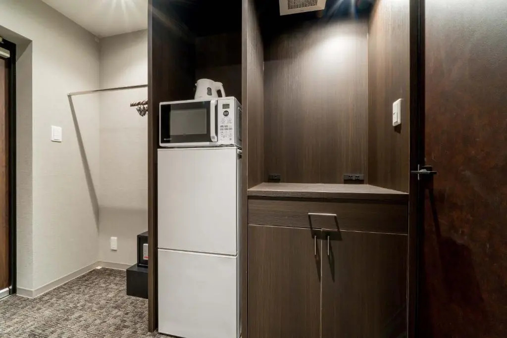 Photo - Rinn Sanjo Ohashi East