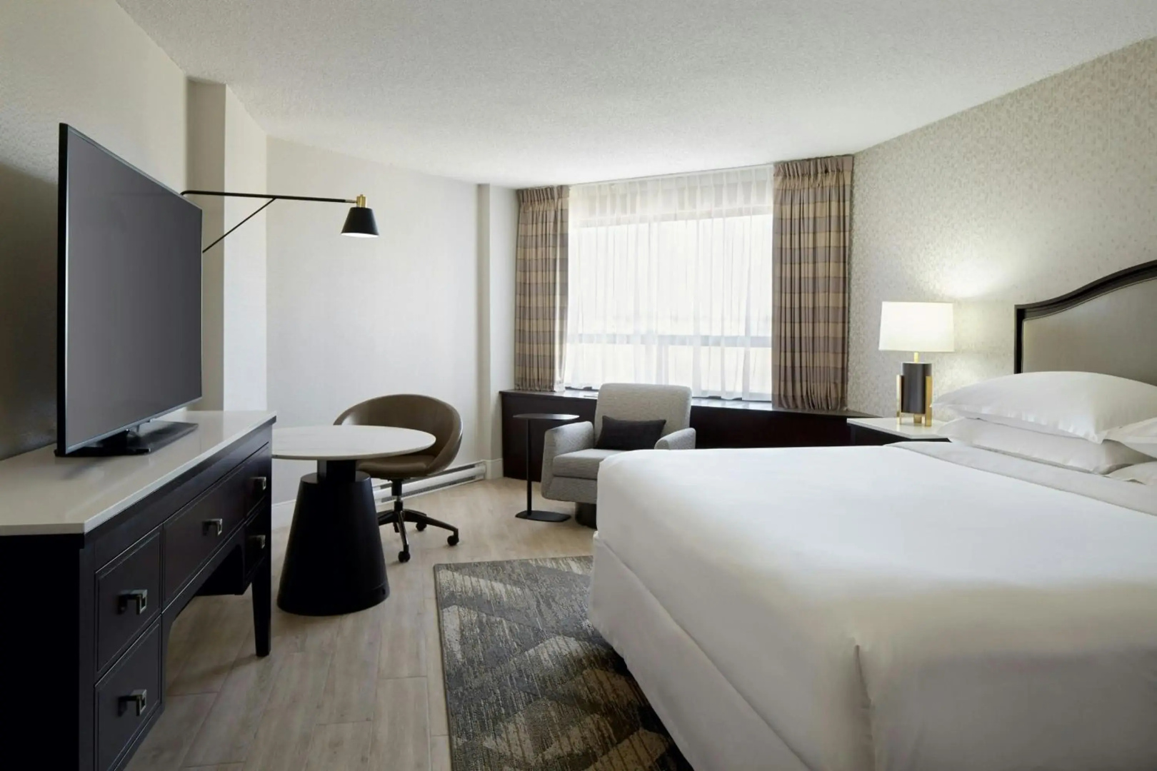 Photo - Sheraton Montreal Airport Hotel
