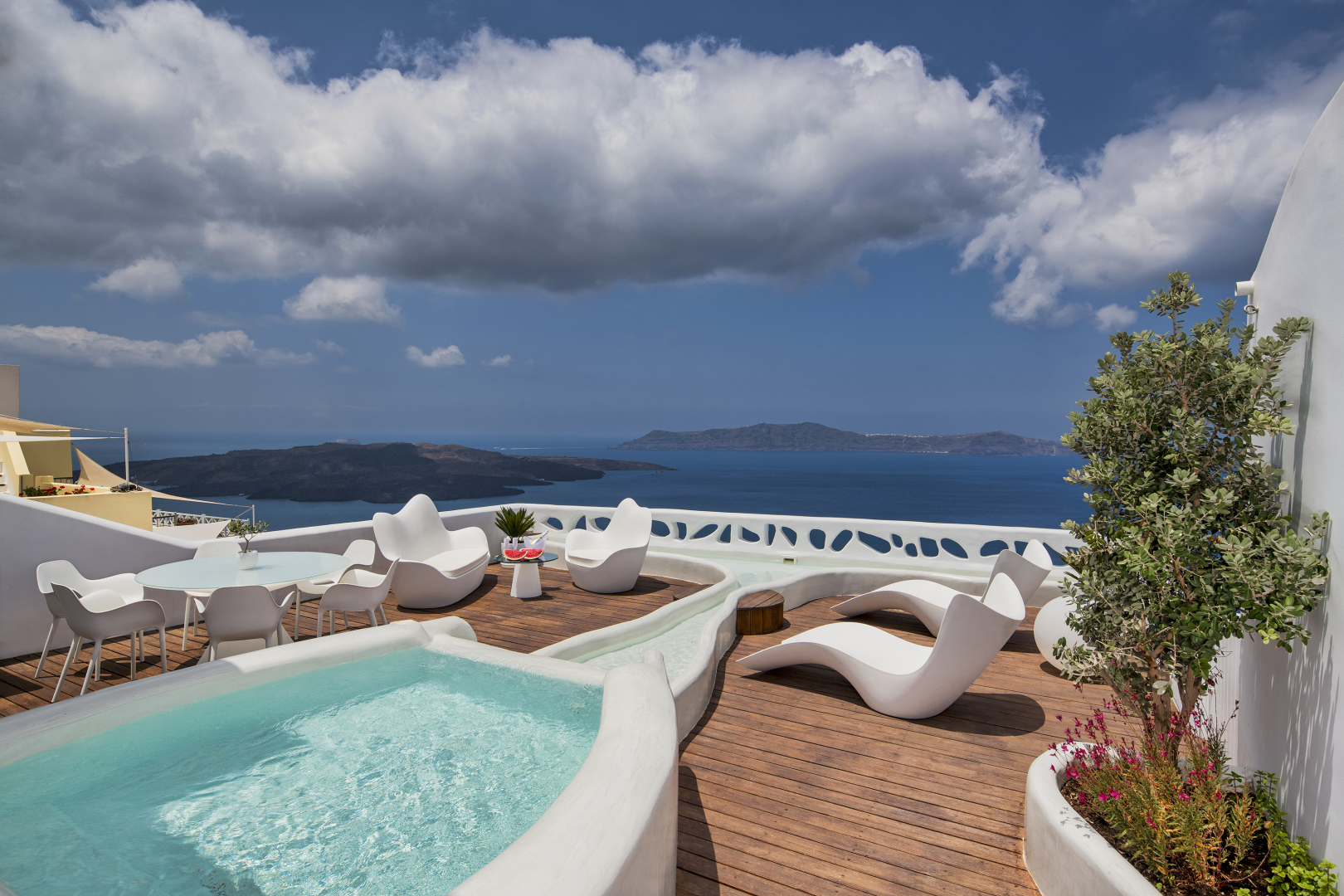 Photo - Athina Luxury Suites