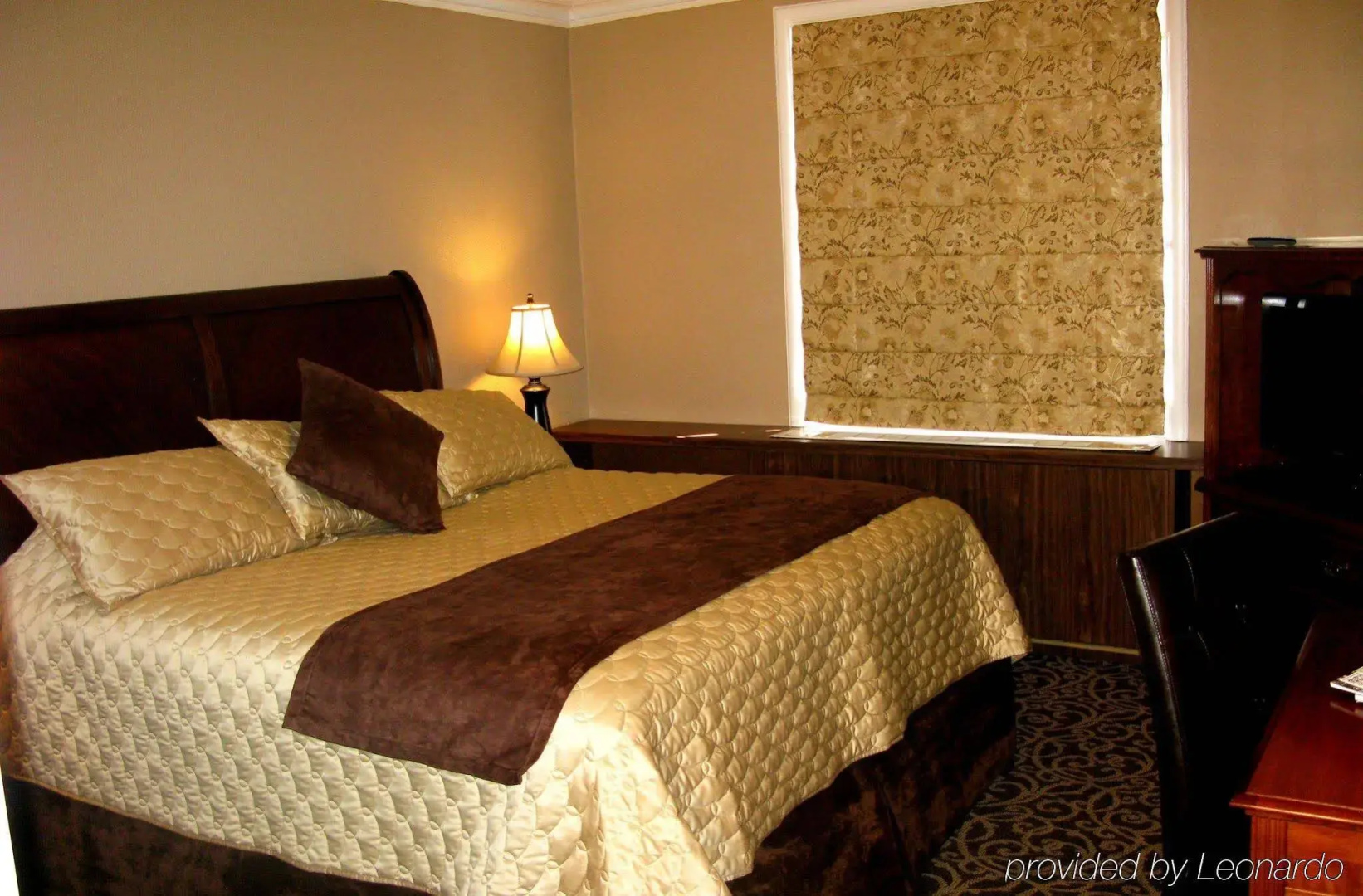 Photo - Spokane Club Hotel