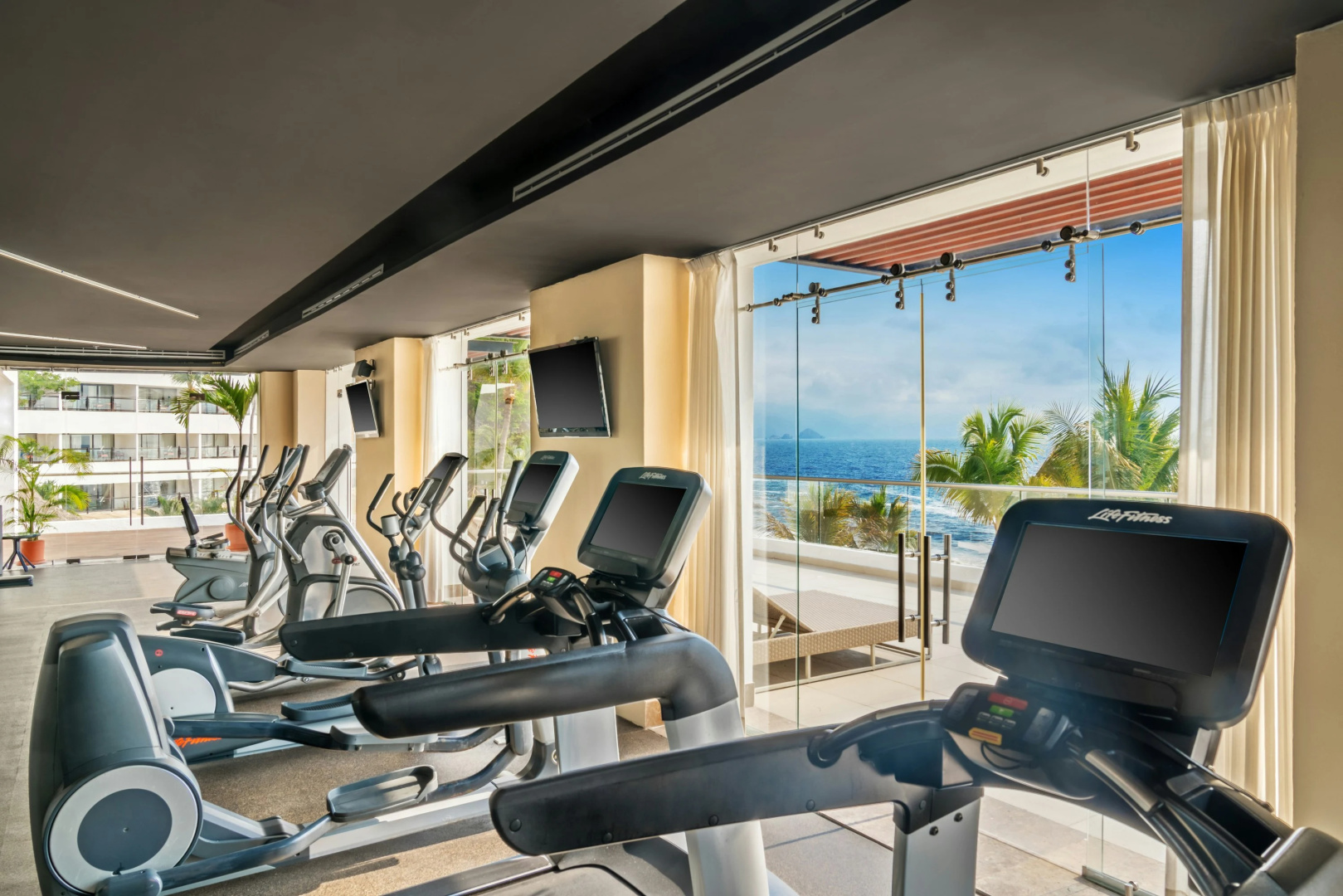 Photo - Hyatt Ziva Puerto Vallarta - All-inclusive
