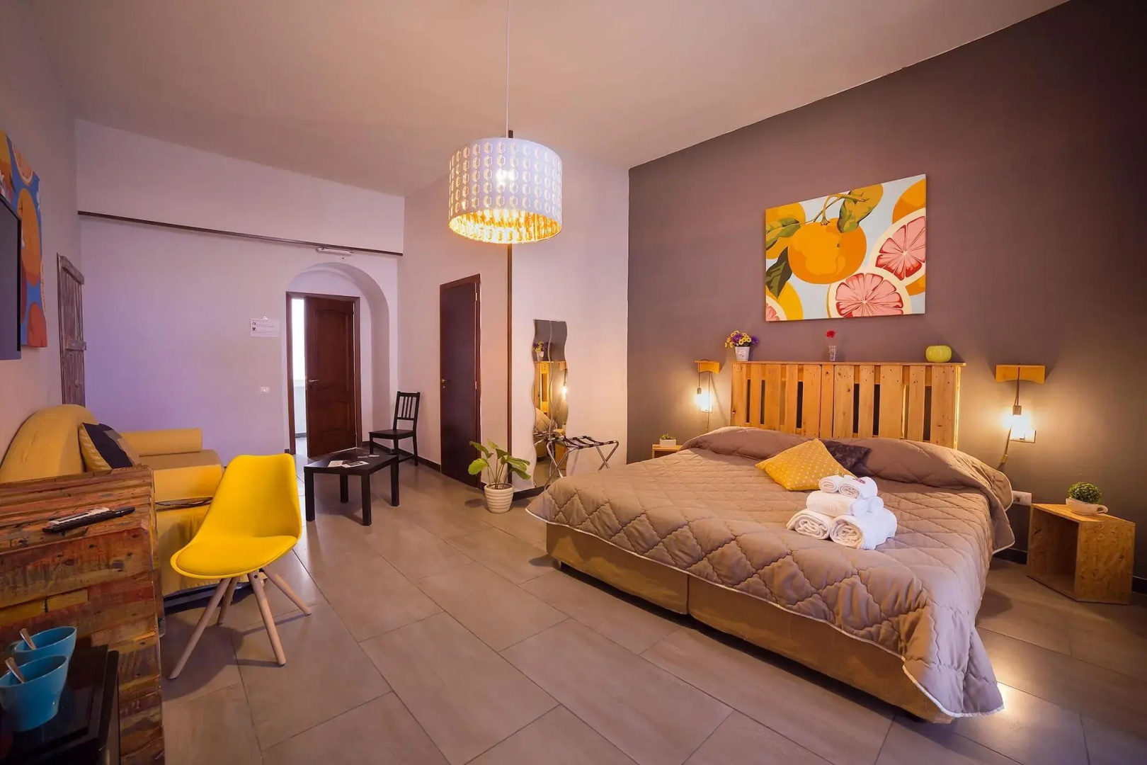 Photo - P.C. Boutique H. Vesuvius, Napoli Centro, by ClaPa Group
