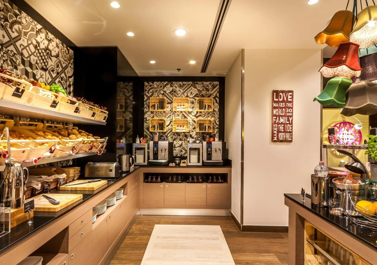 Foto - Ikonik Parlament