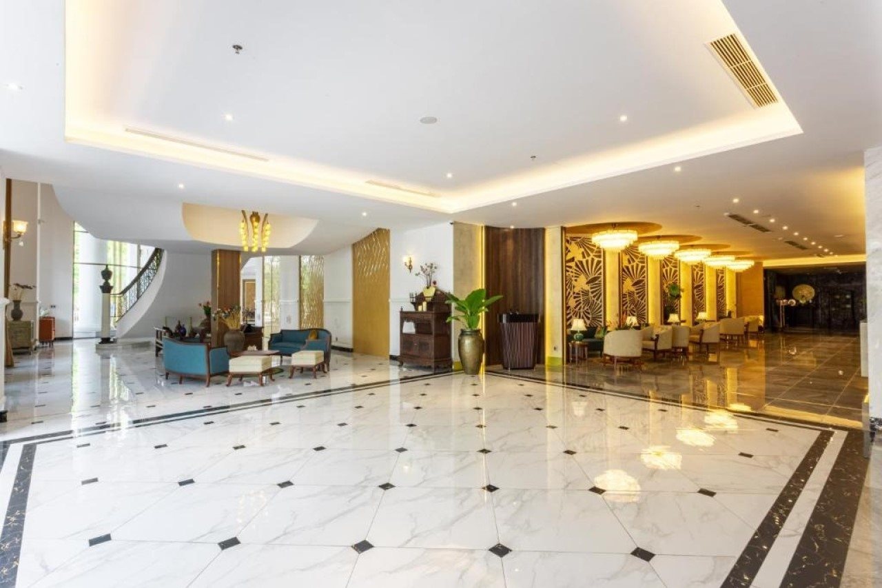 WHITE LOTUS HUE HOTEL