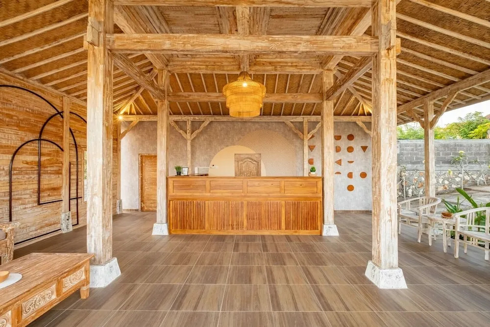 Cove D'Ancak and Bungalow, Bild 9 von 13