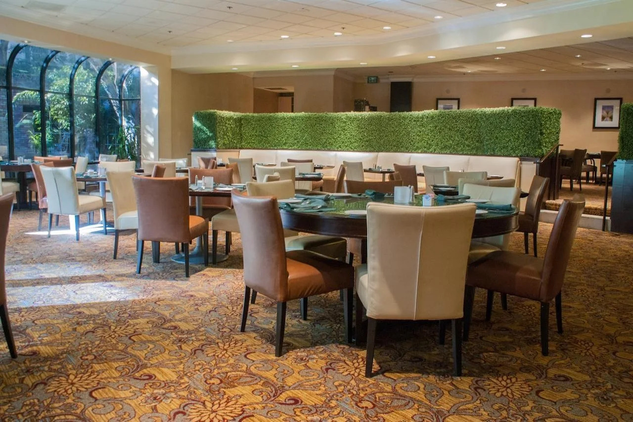 Photo - Anaheim Majestic Garden Hotel