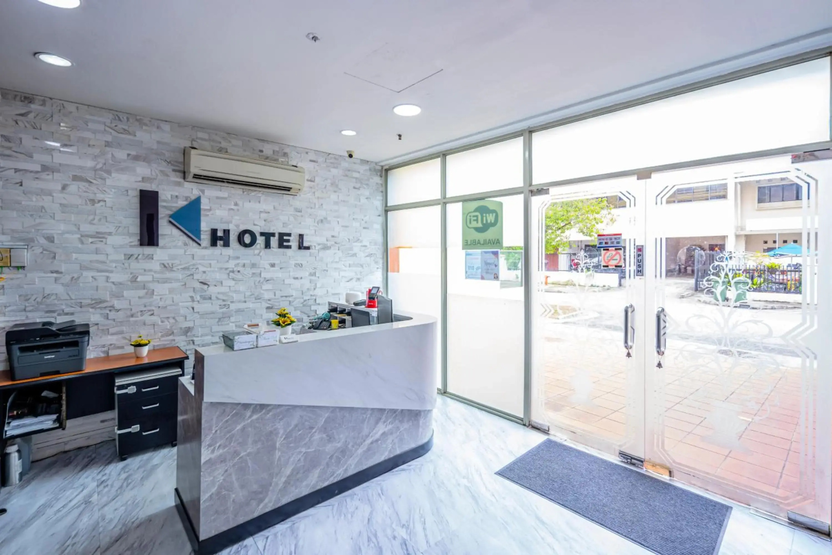 Photo - K Hotel 12