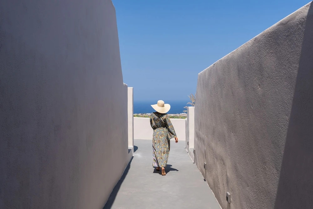 Photo - Lavadoze Luxury Suites