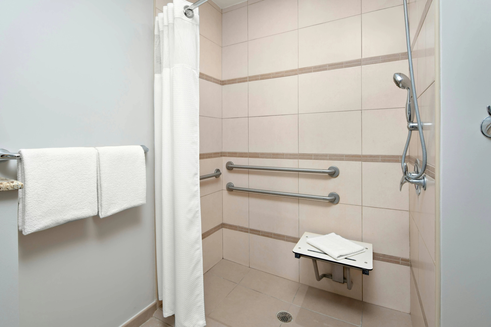 Photo - Courtyard by Marriott Bridgetown, Barbados