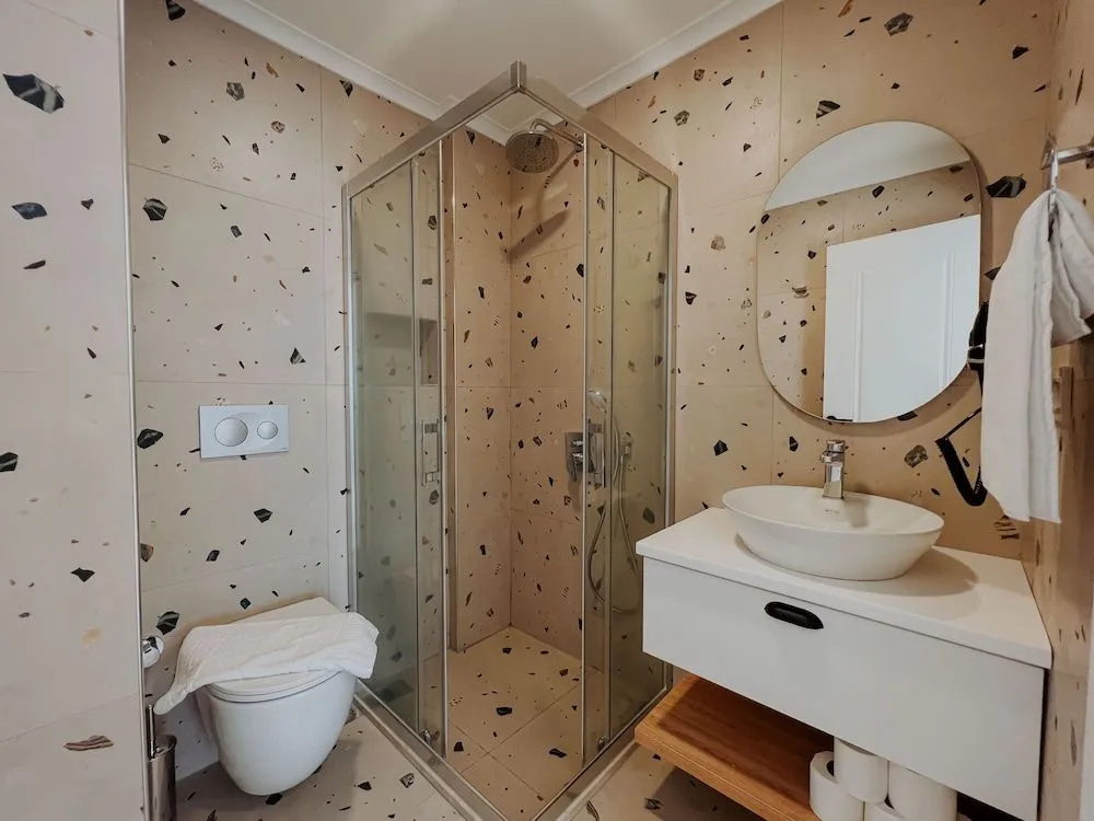 Photo - Marla Suite Hotel