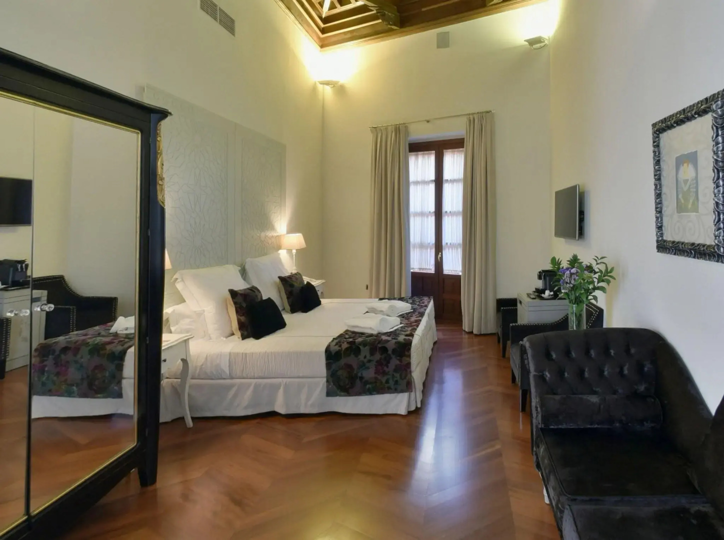 Photo - Palacio Pinello