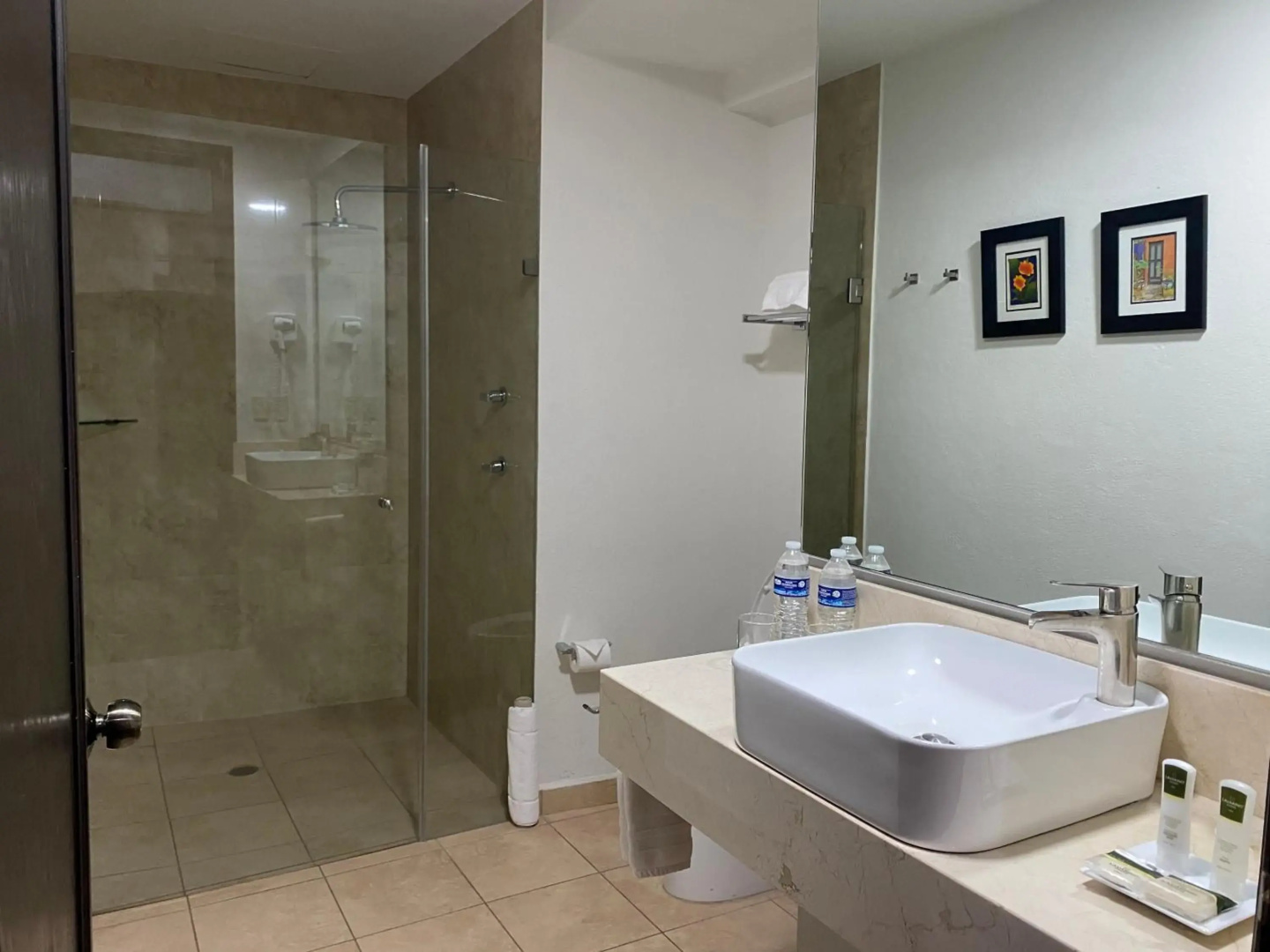 Photo - Hotel Casa Faroles