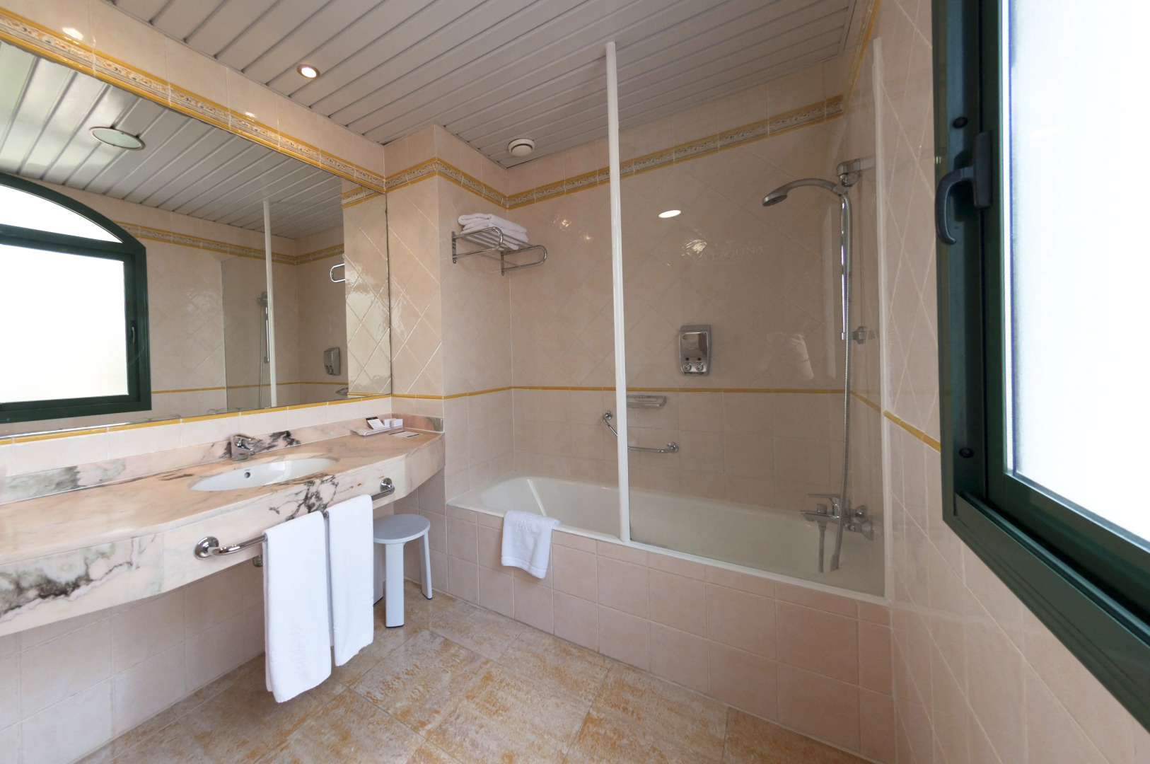 Foto - Hotel La Laguna Spa & Golf