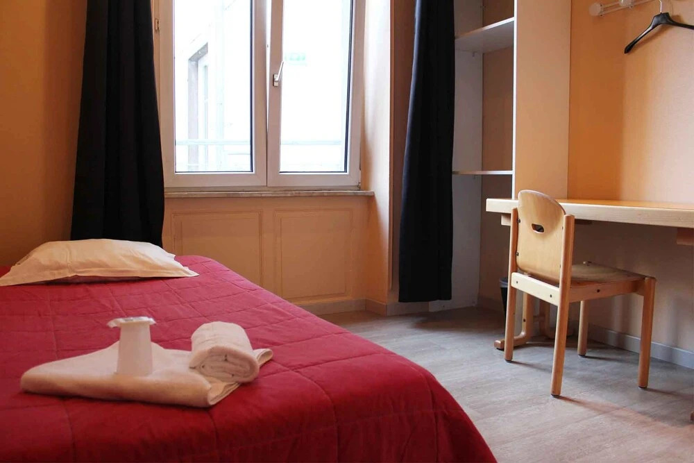 Foto - Budget Hôtel Weber - Strasbourg Centre Gare