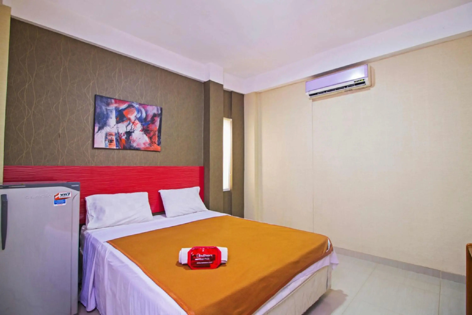 Photo - RedDoorz near Cilandak Town Square
