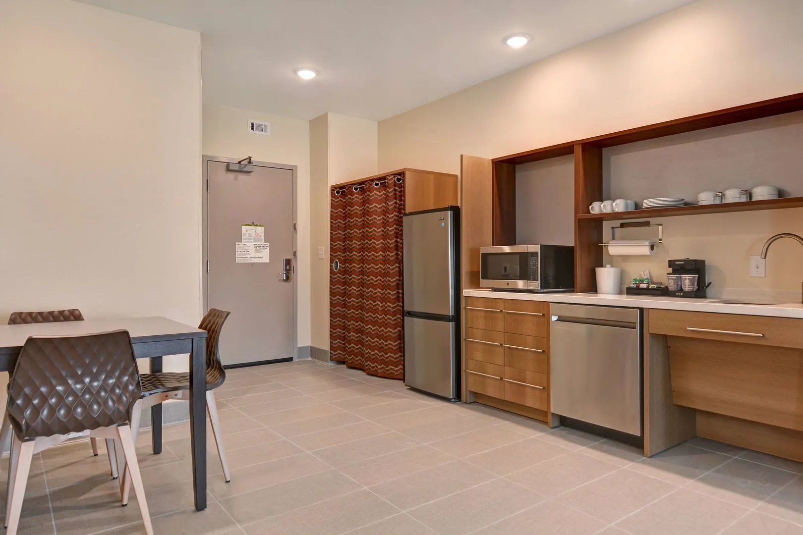 Foto - Home2 Suites by Hilton Savannah Midtown, GA