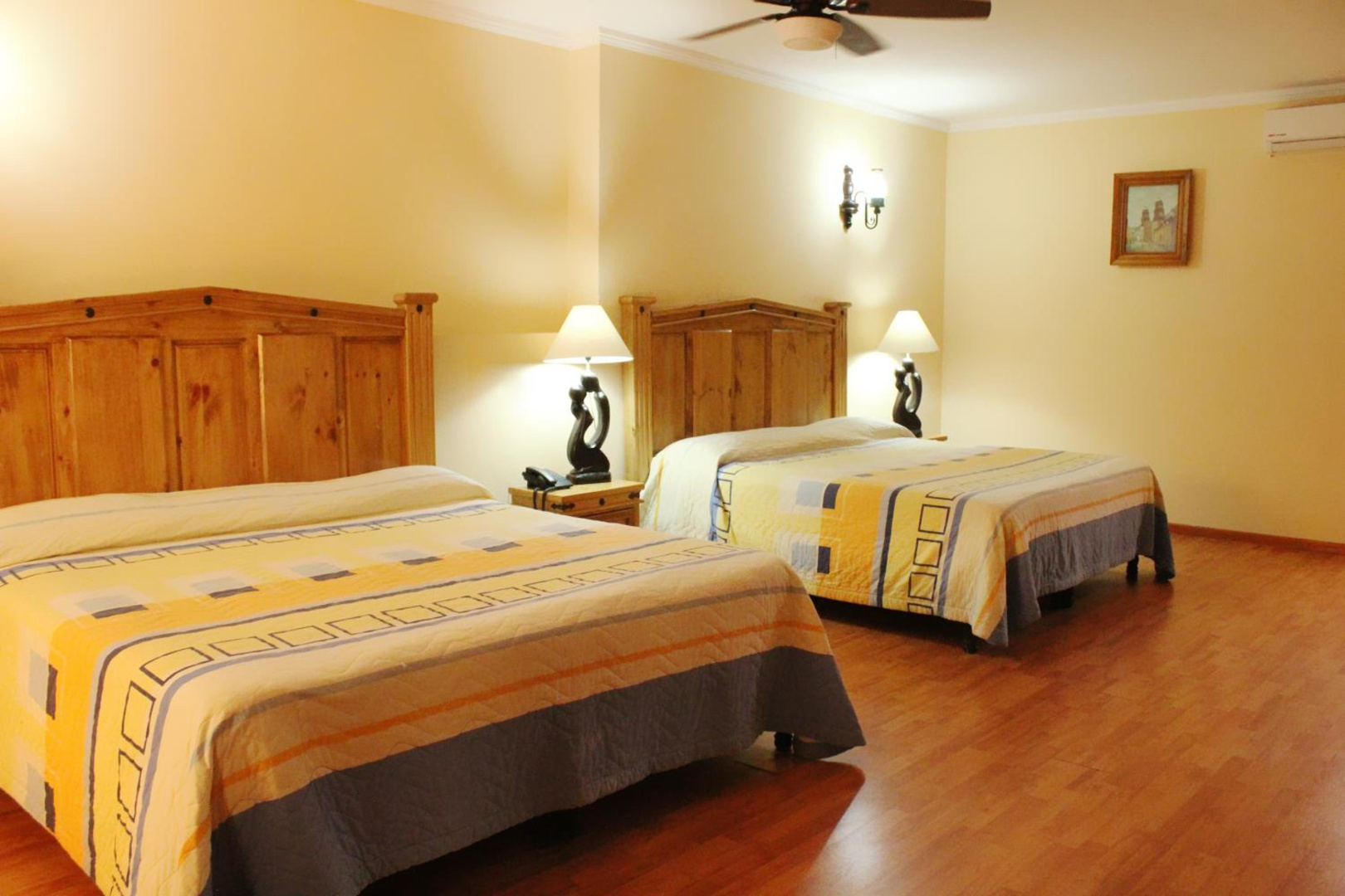 Photo - Hotel Mesón de la Merced