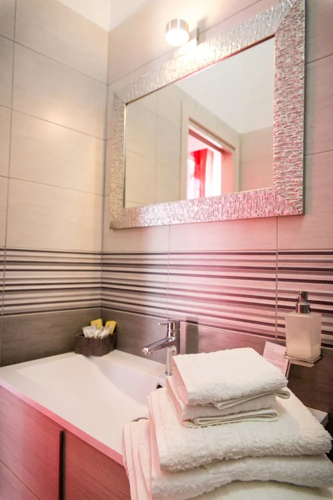 Photo - Colors B&B