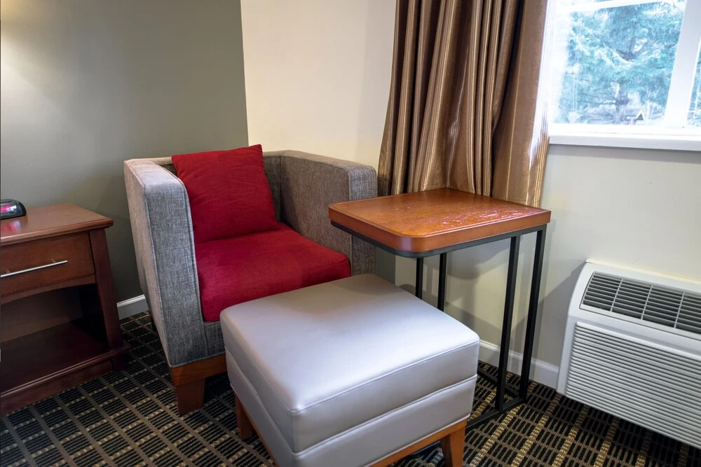 Photo - Gibsons Garden Hotel