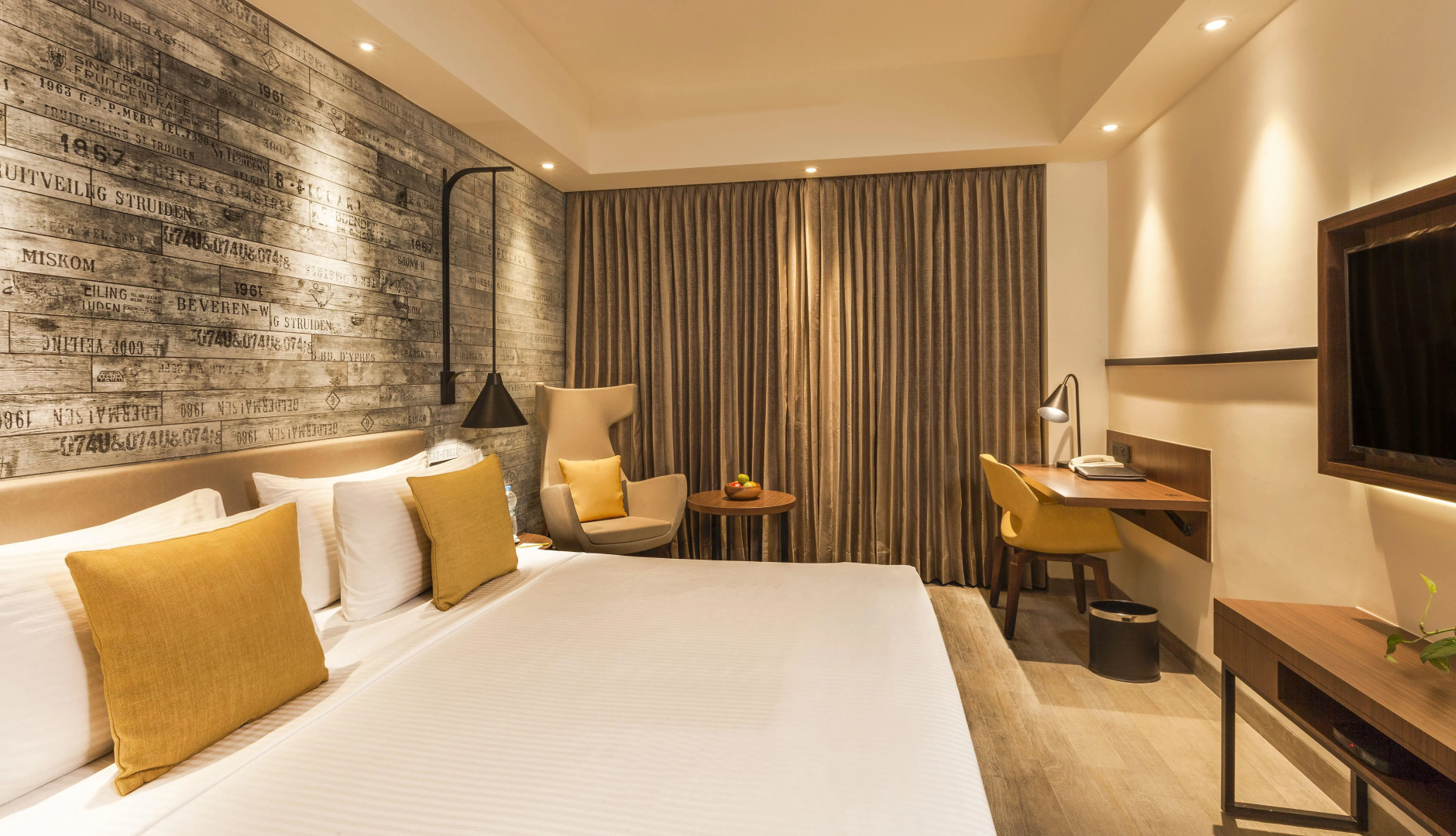 Photo - Lemon Tree Premier City Center Pune