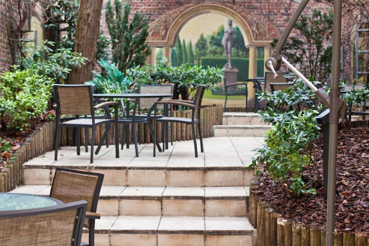 Photo - Hotel Le Châtelain